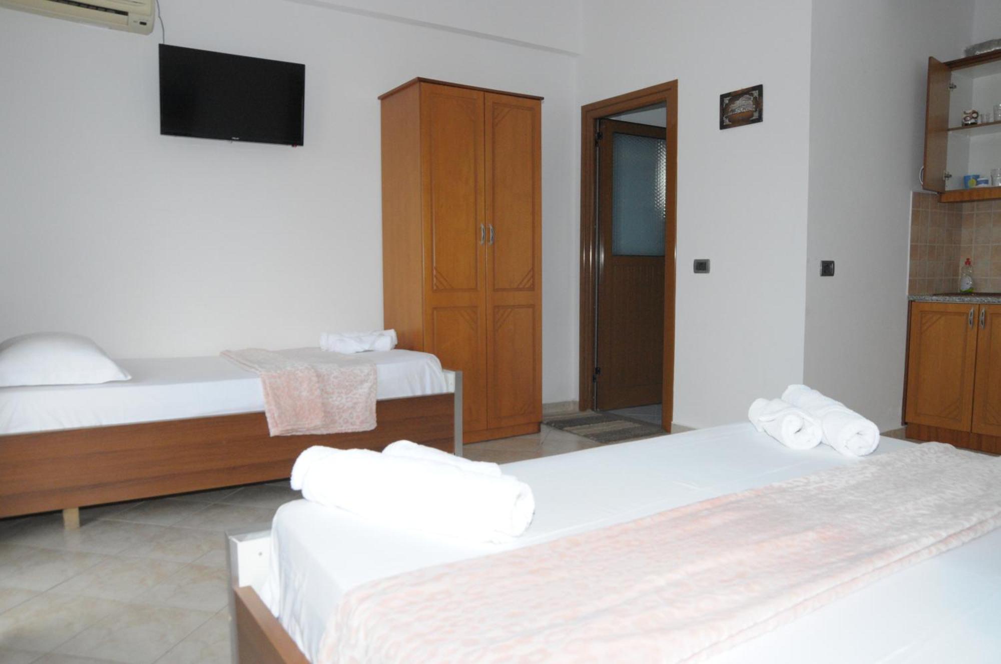 Hola Rooms Ксамил Экстерьер фото