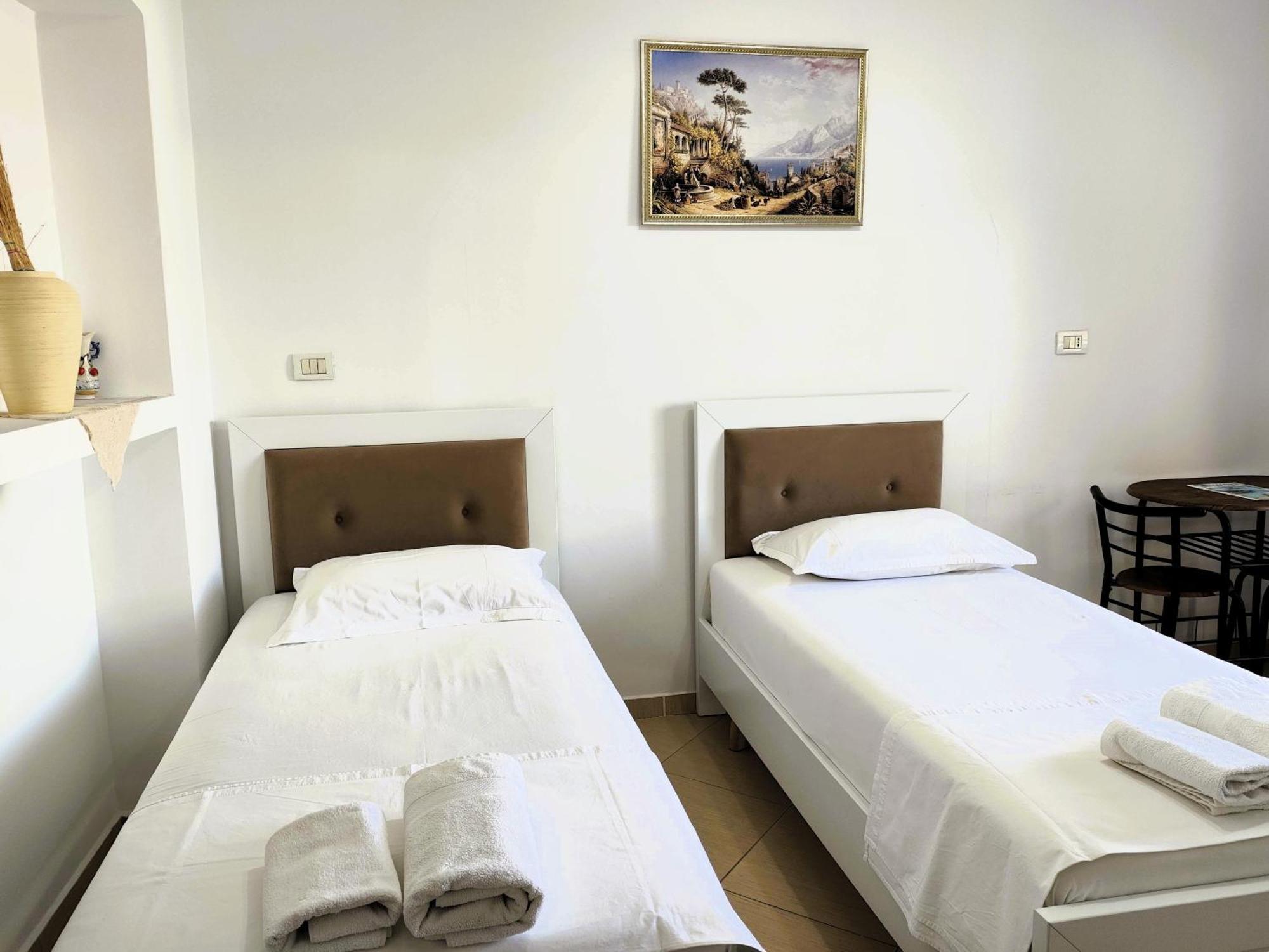 Hola Rooms Ксамил Экстерьер фото