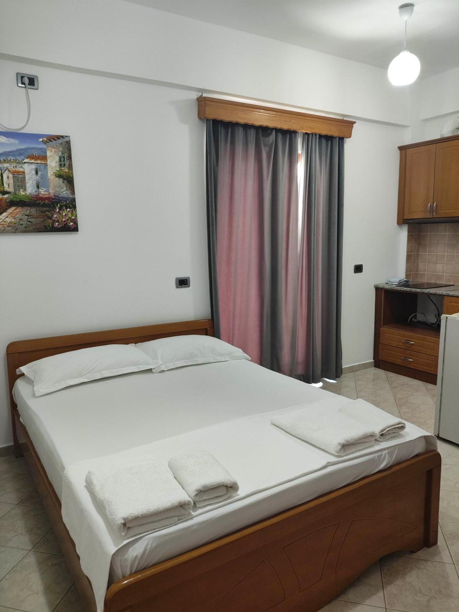 Hola Rooms Ксамил Экстерьер фото
